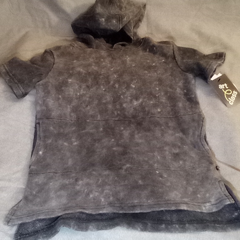 Art Class Boys Short Sleeve Hoodie Size 4/5 Grey/Black